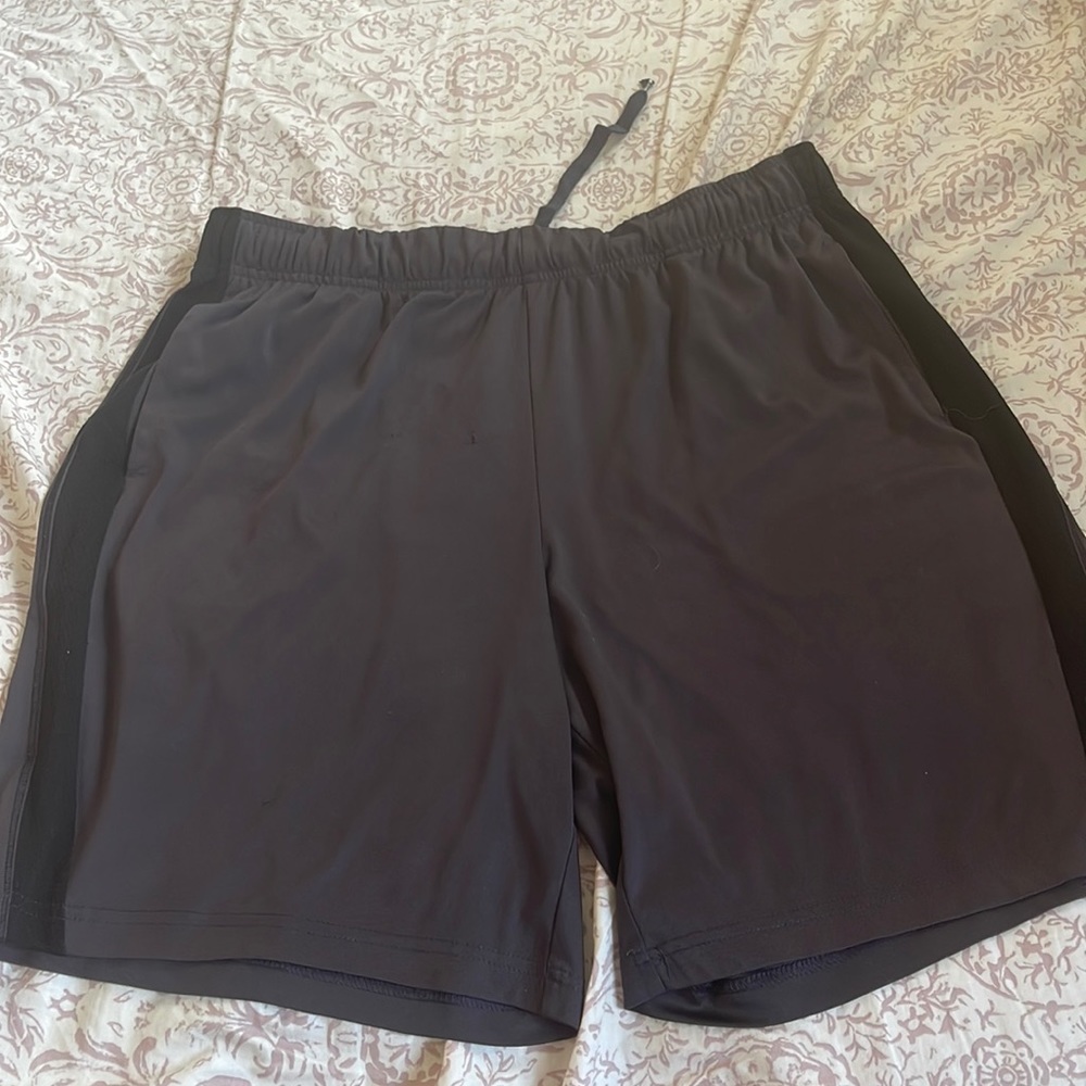 Men’s dry tek shorts